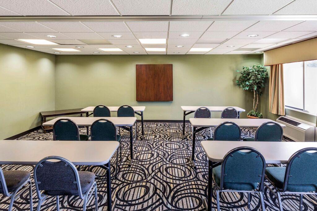 hotel image 10