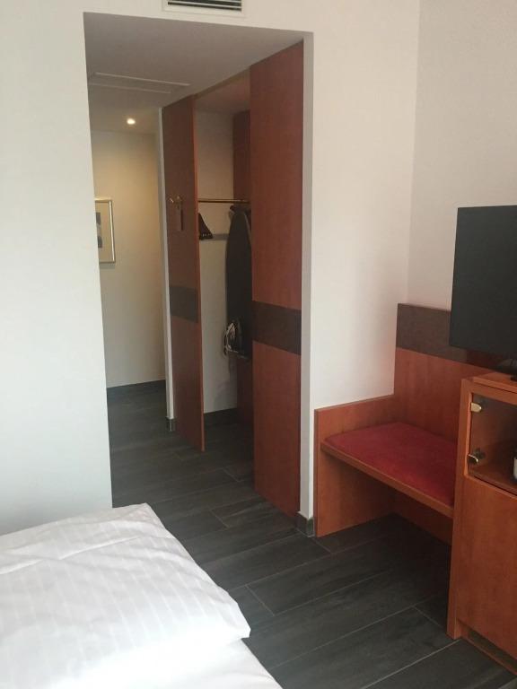 hotel image 8