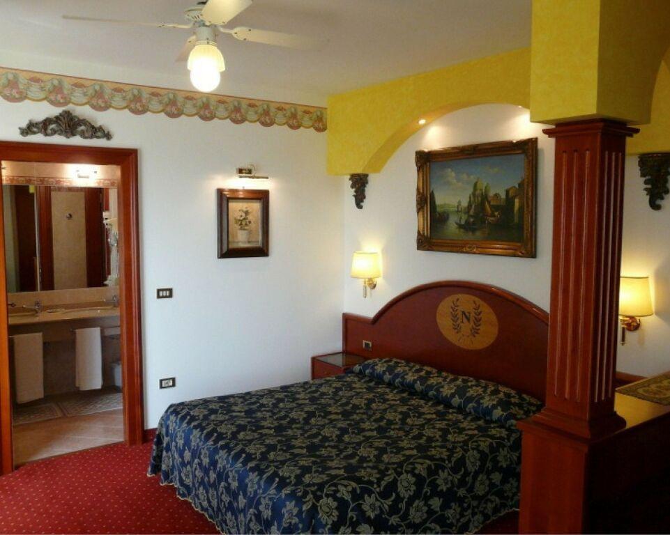 hotel image 13