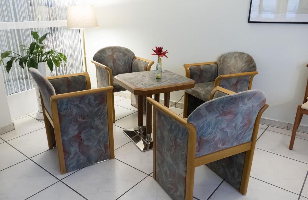 hotel image 9