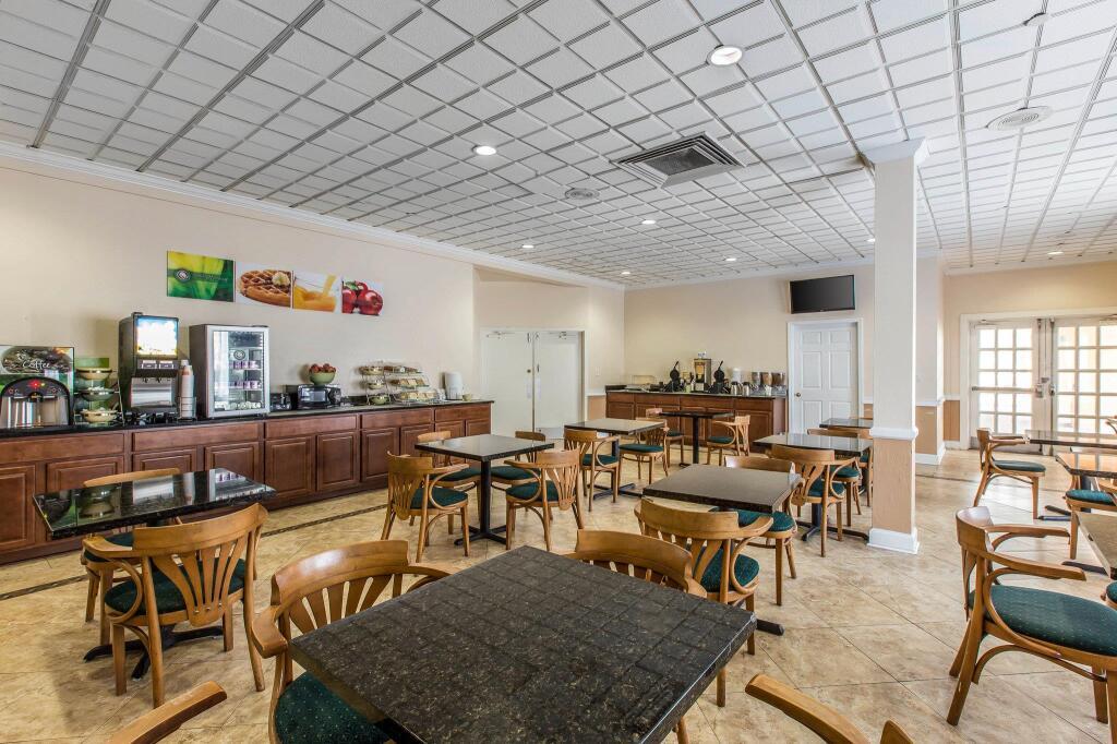 hotel image 11