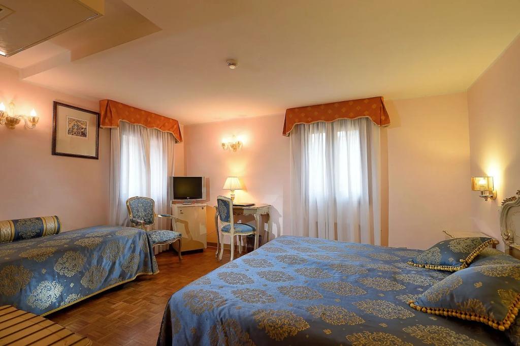 hotel image 16