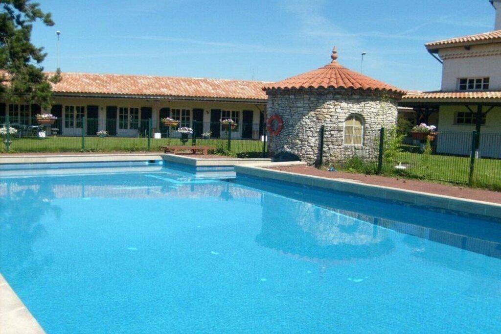 hotel image 12
