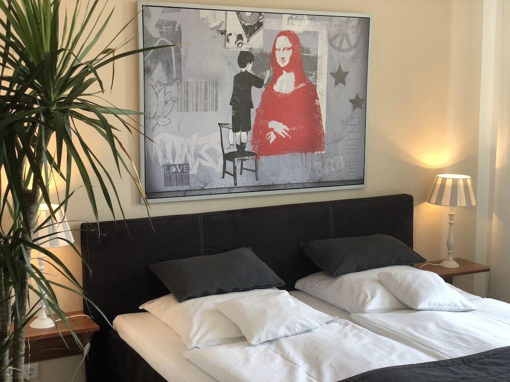 hotel image 8