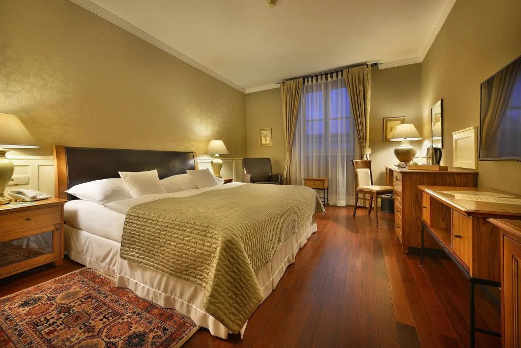hotel image 24