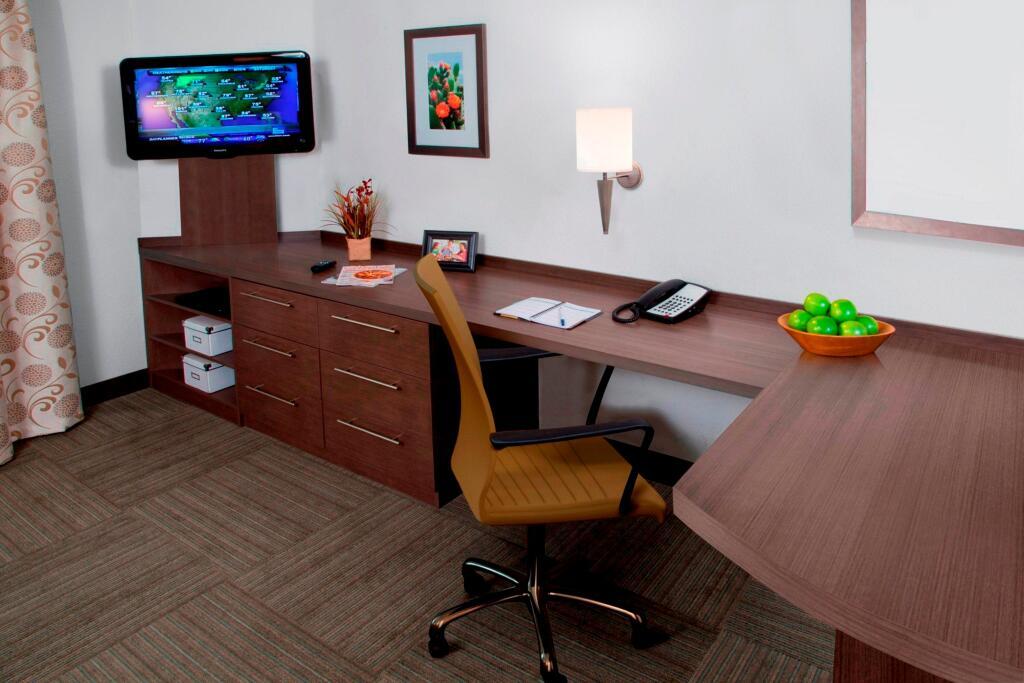 hotel image 10