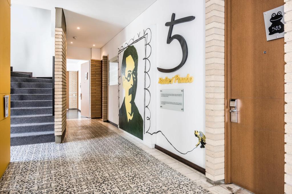 hotel image 9