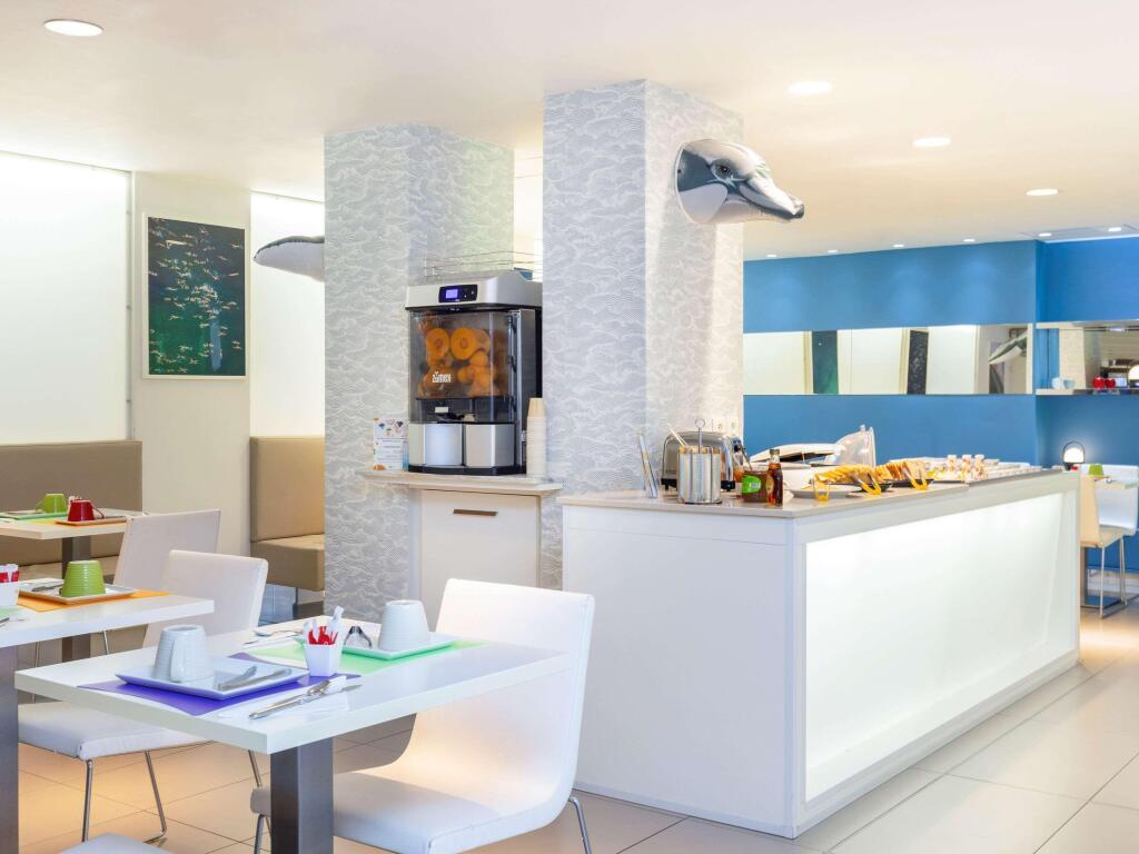 hotel image 36