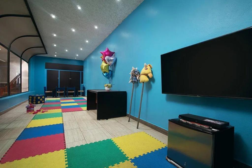 hotel image 10
