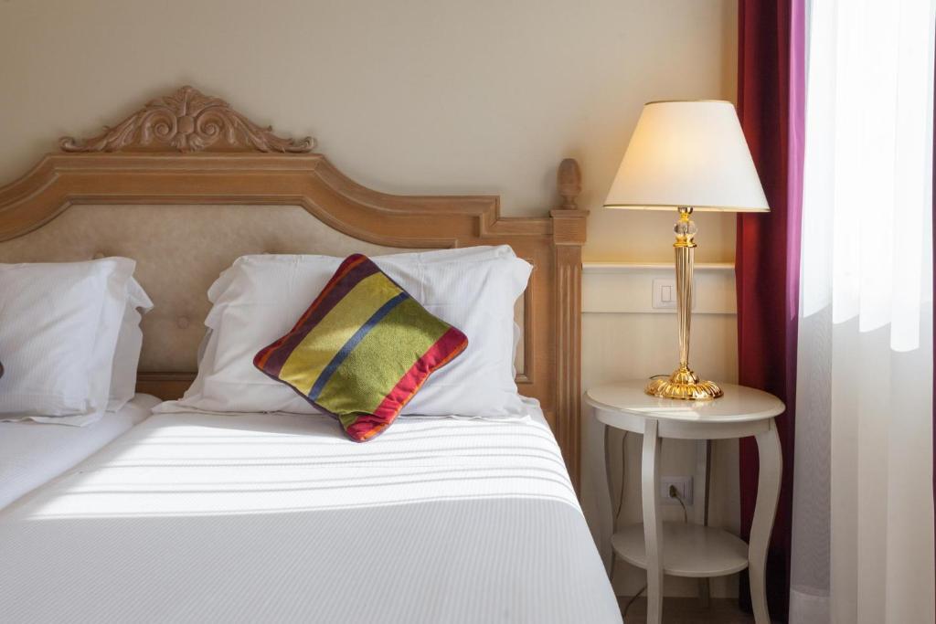 hotel image 11