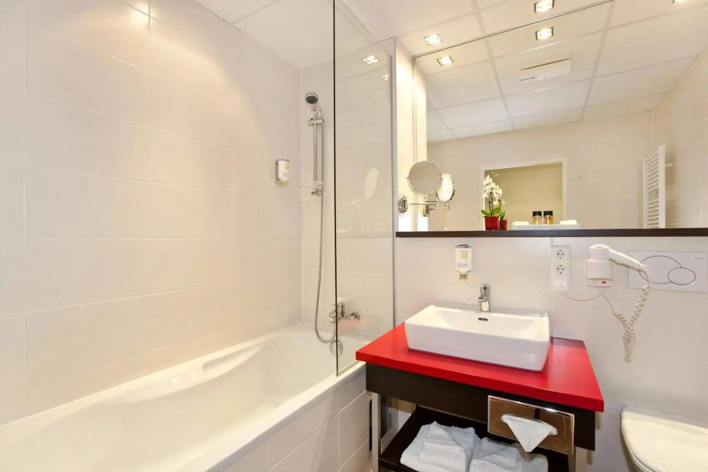 hotel image 12
