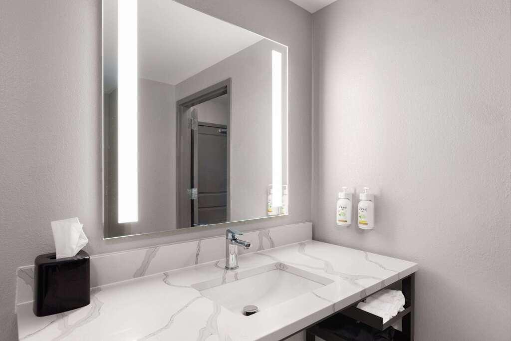 hotel image 10