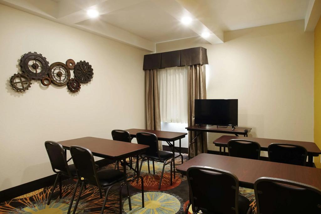 hotel image 11