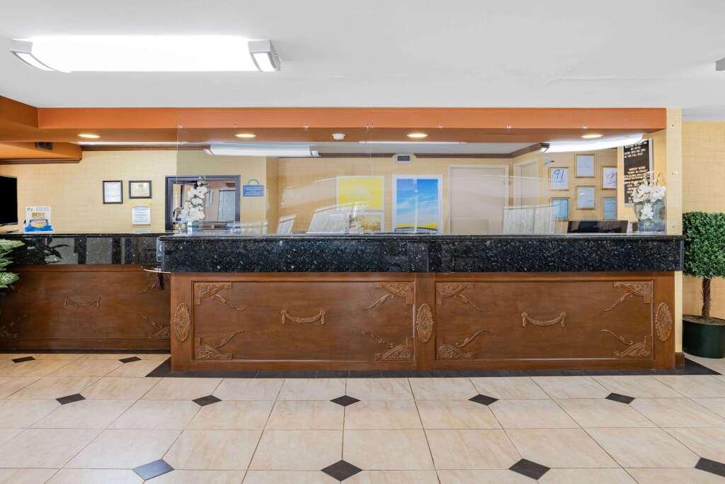 hotel image 10