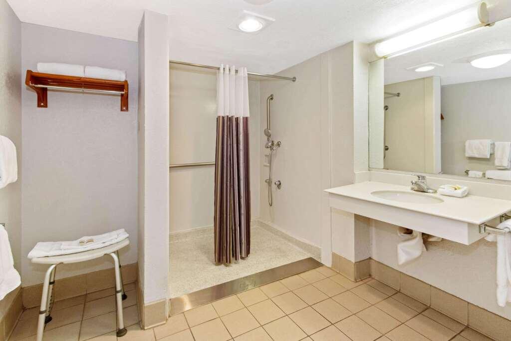 hotel image 13
