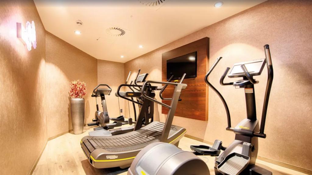 hotel image 12