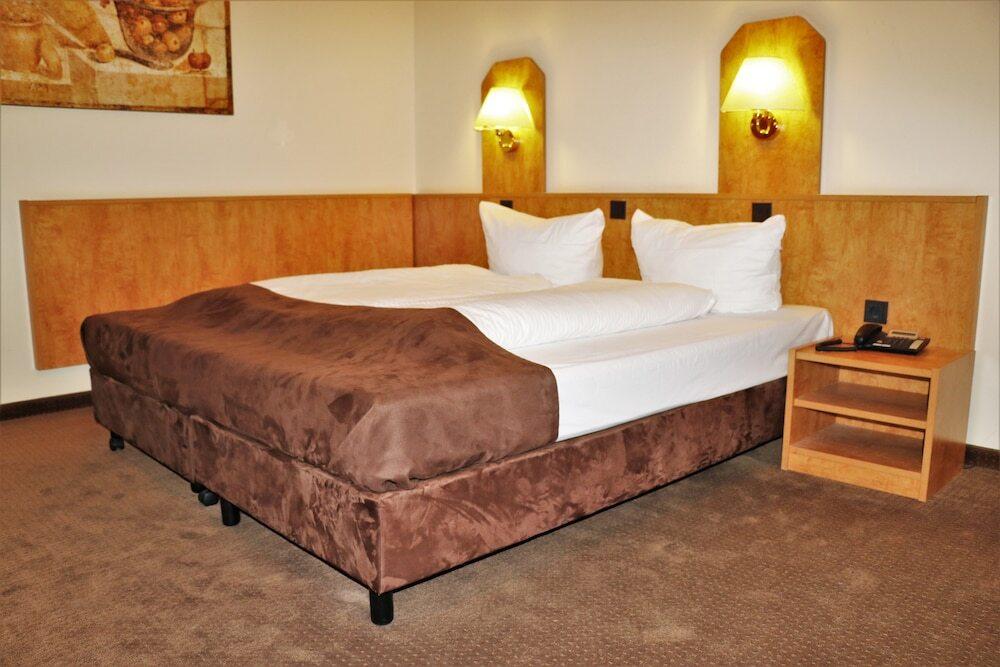 hotel image 13