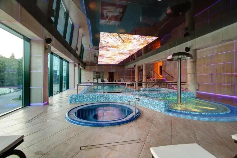 hotel image 16