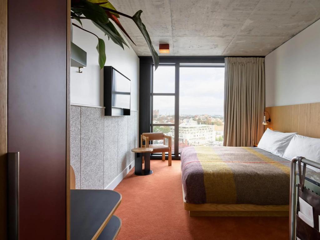 hotel image 8