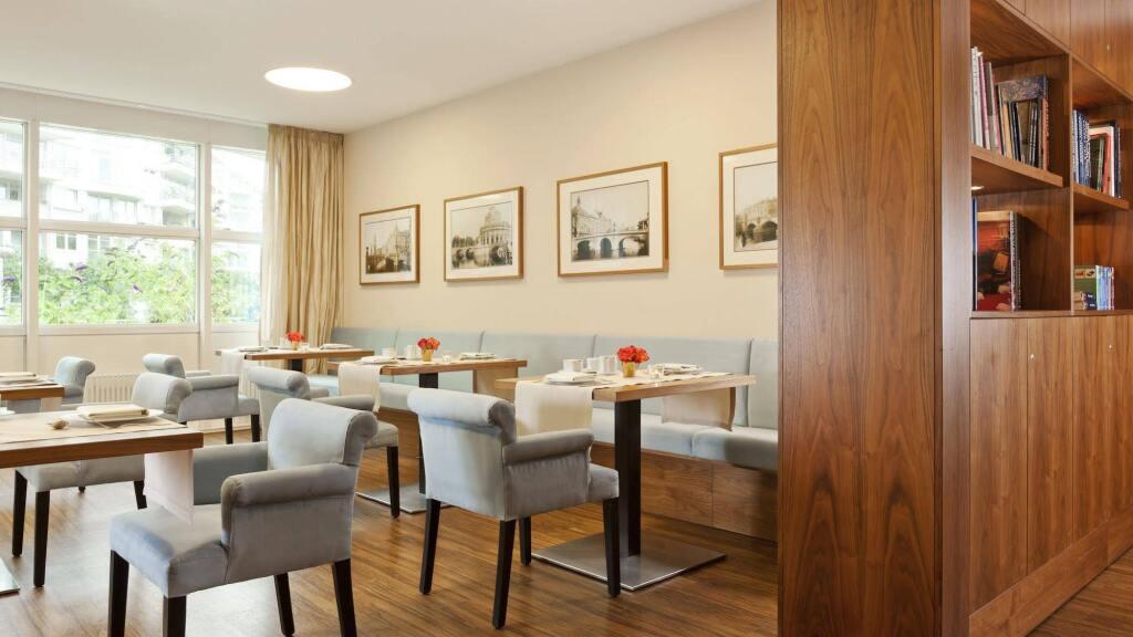 hotel image 16