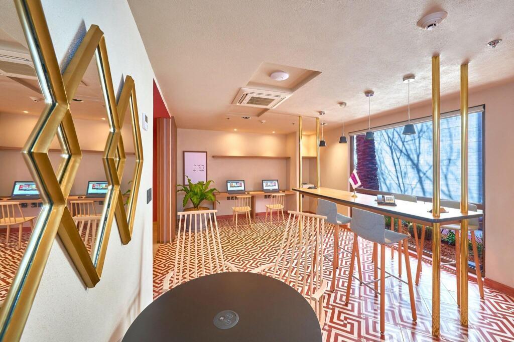 hotel
