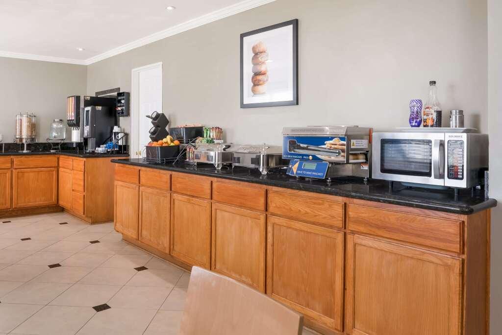 hotel image 16