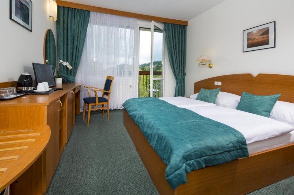 hotel image 16