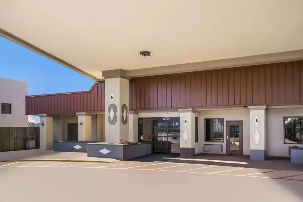 hotel image 9