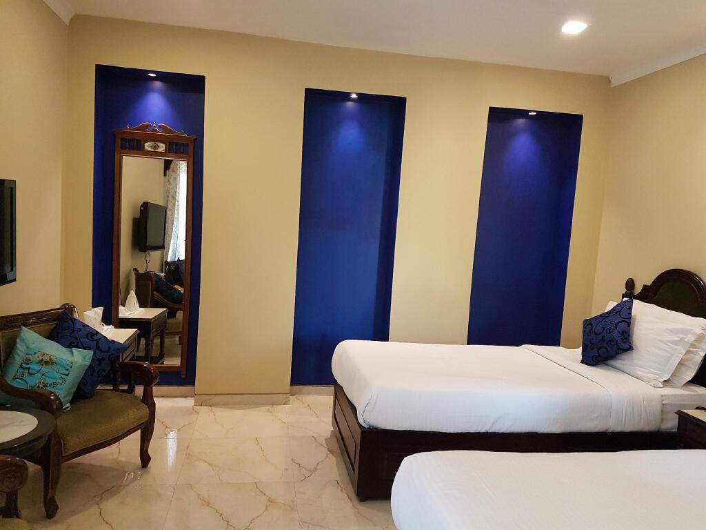 hotel image 12