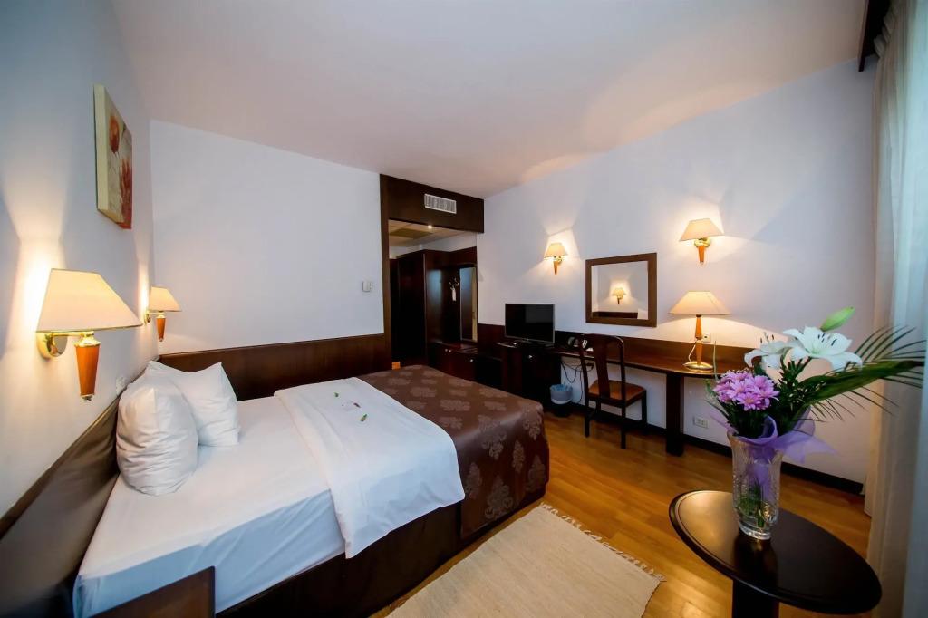 hotel image 7