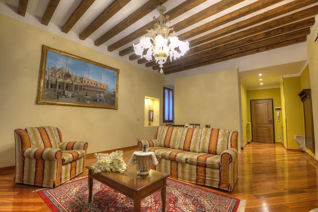 hotel image 18