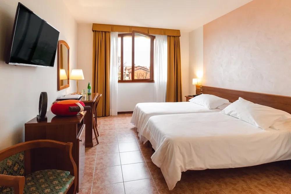 hotel image 33