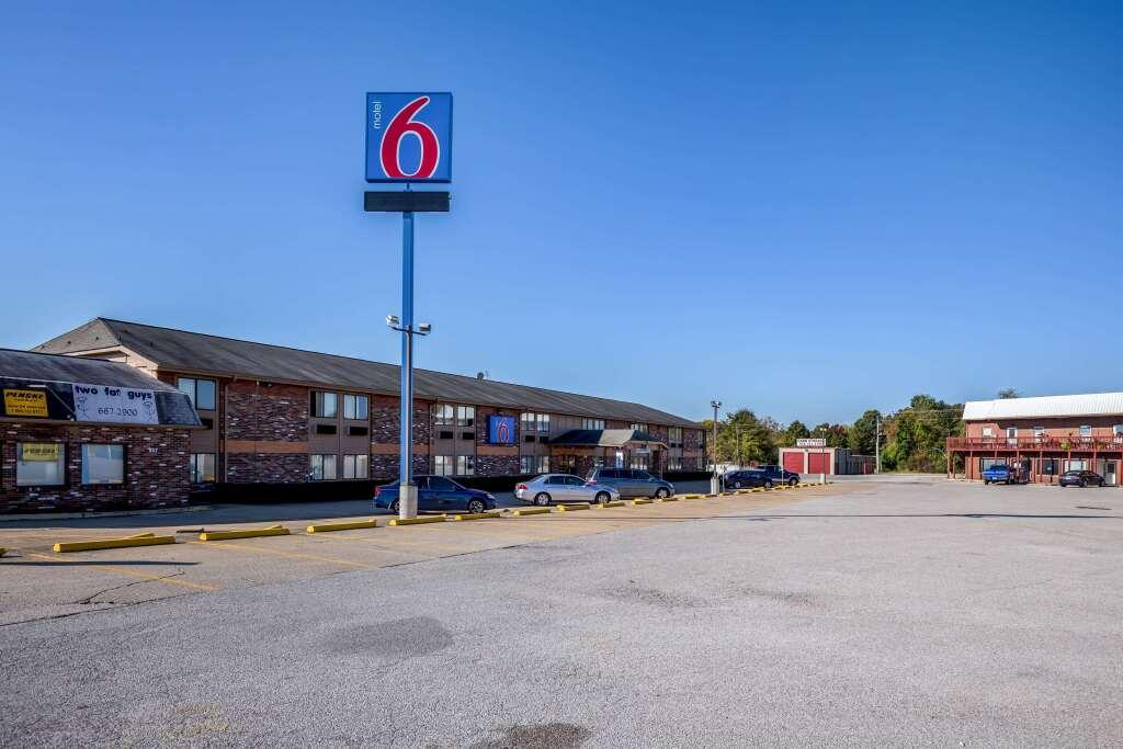 hotel image 12
