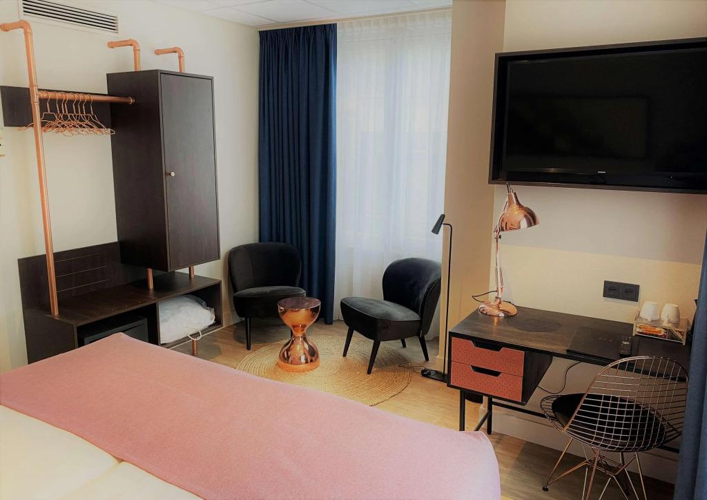 hotel image 13
