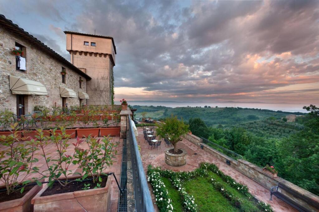 hotel image 23