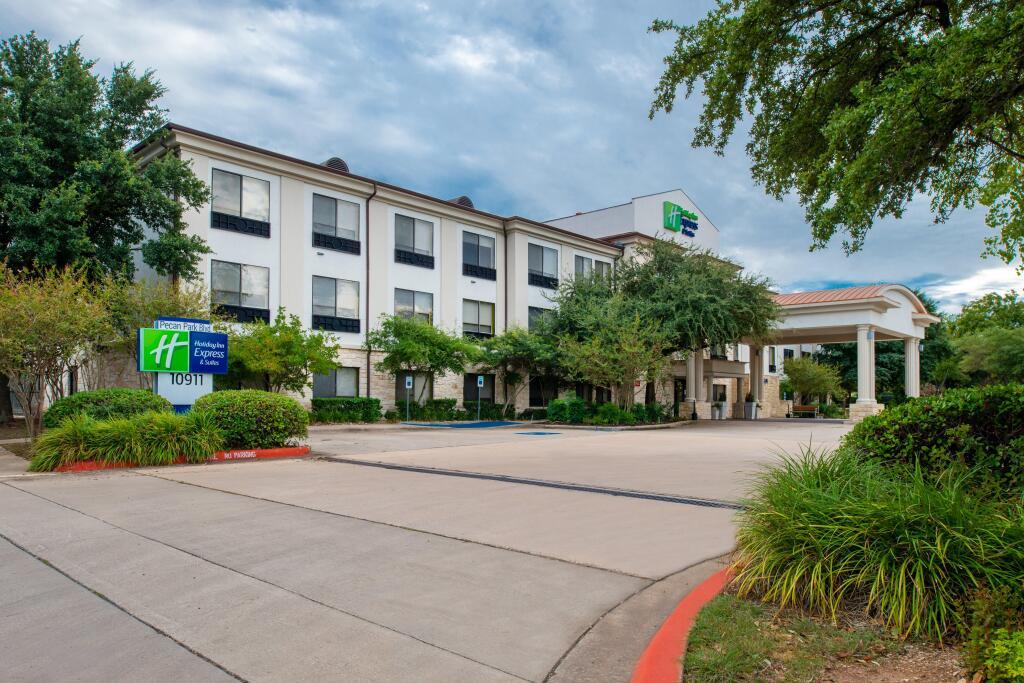 hotel image 7