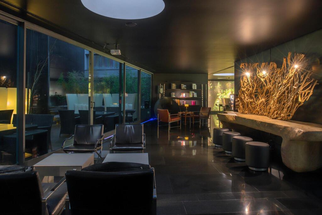 hotel