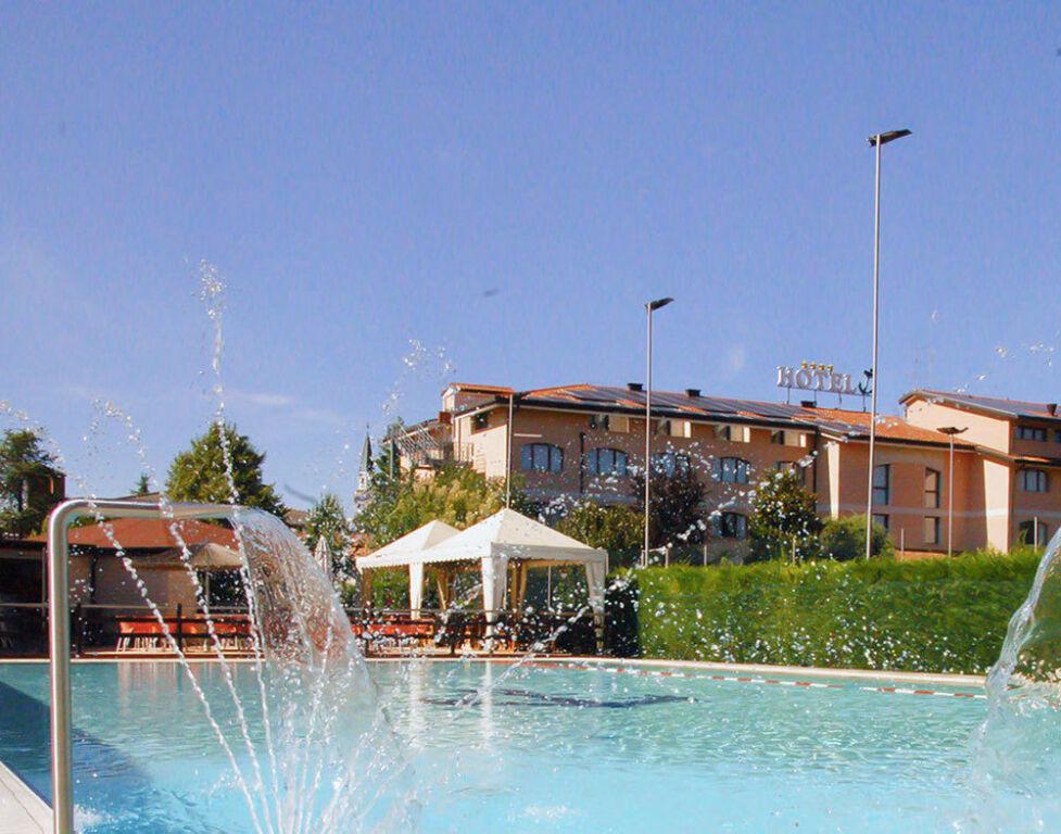 hotel image 10