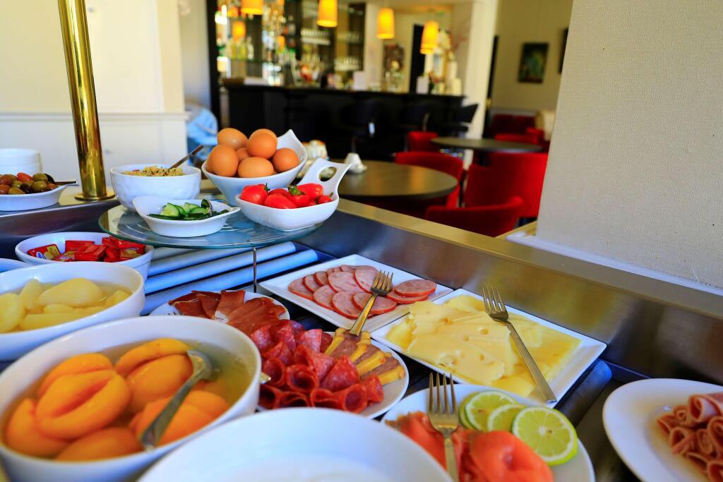 hotel image 12