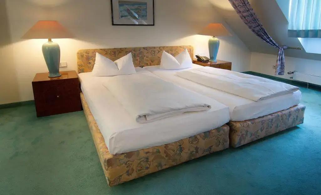 hotel image 16