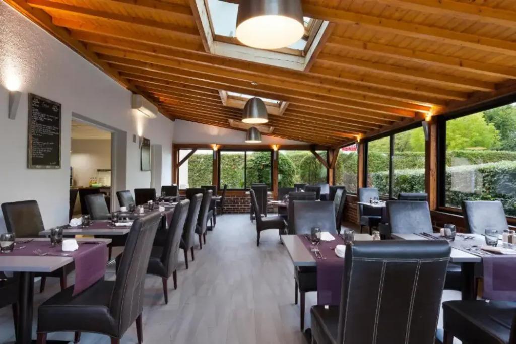 hotel image 10