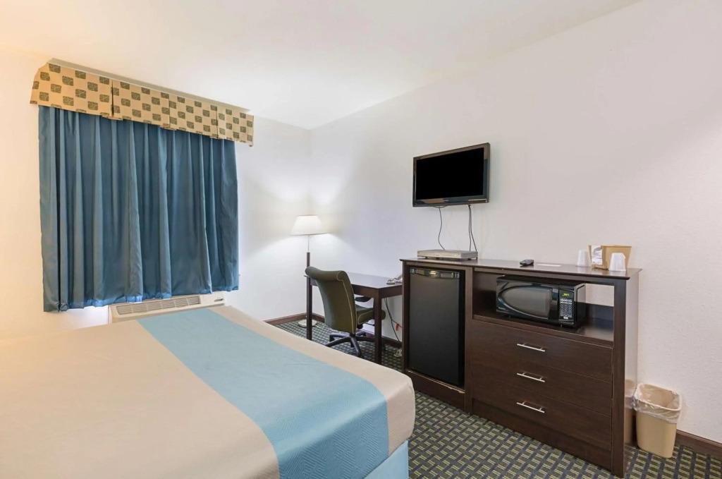 hotel image 12