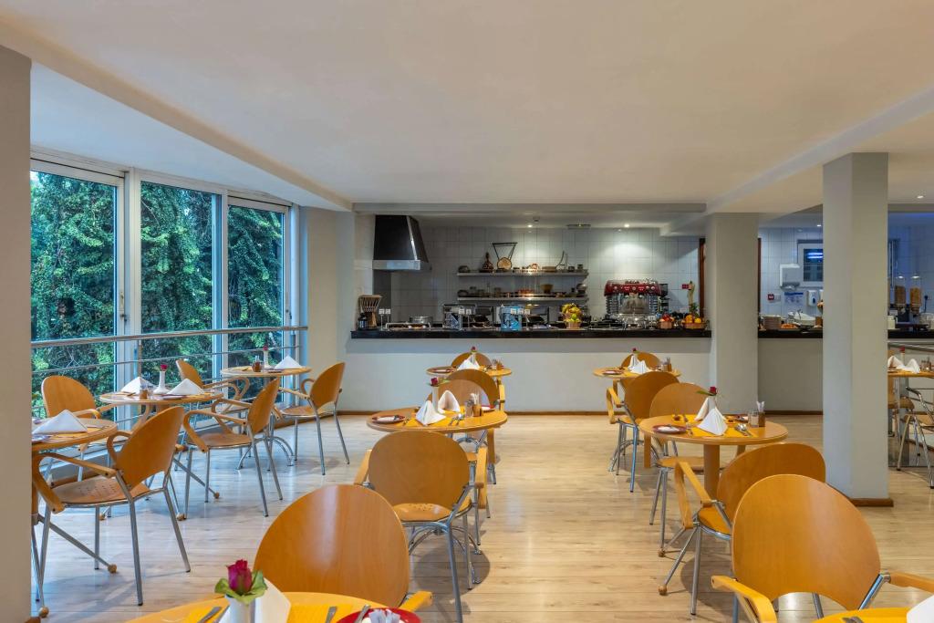 hotel image 9
