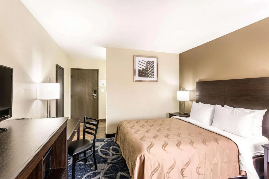 hotel image 10