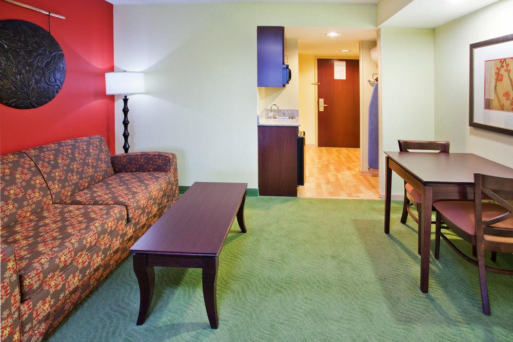 hotel image 13