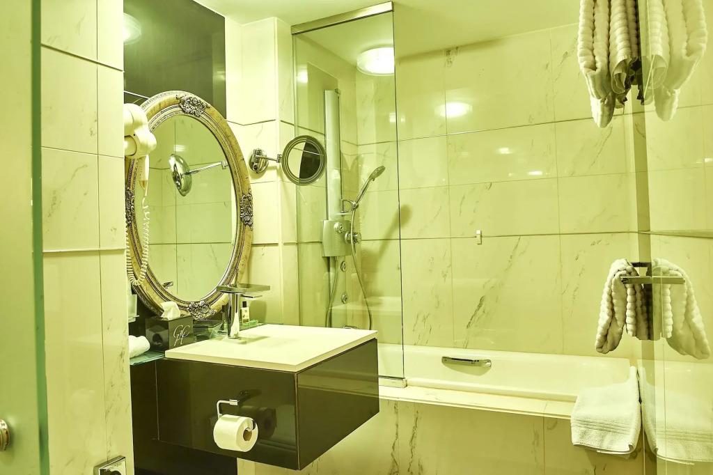 hotel image 13