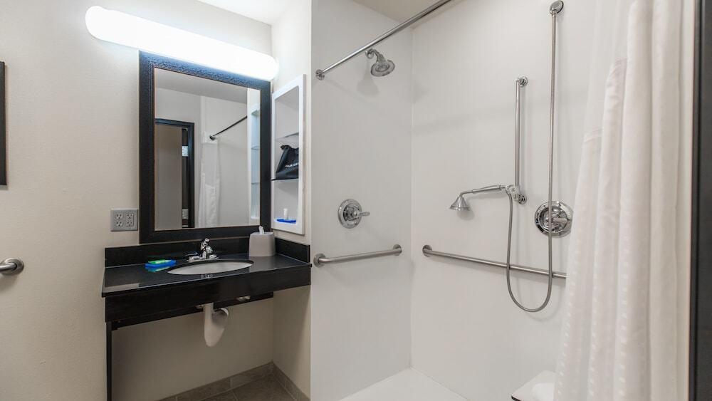 hotel image 16