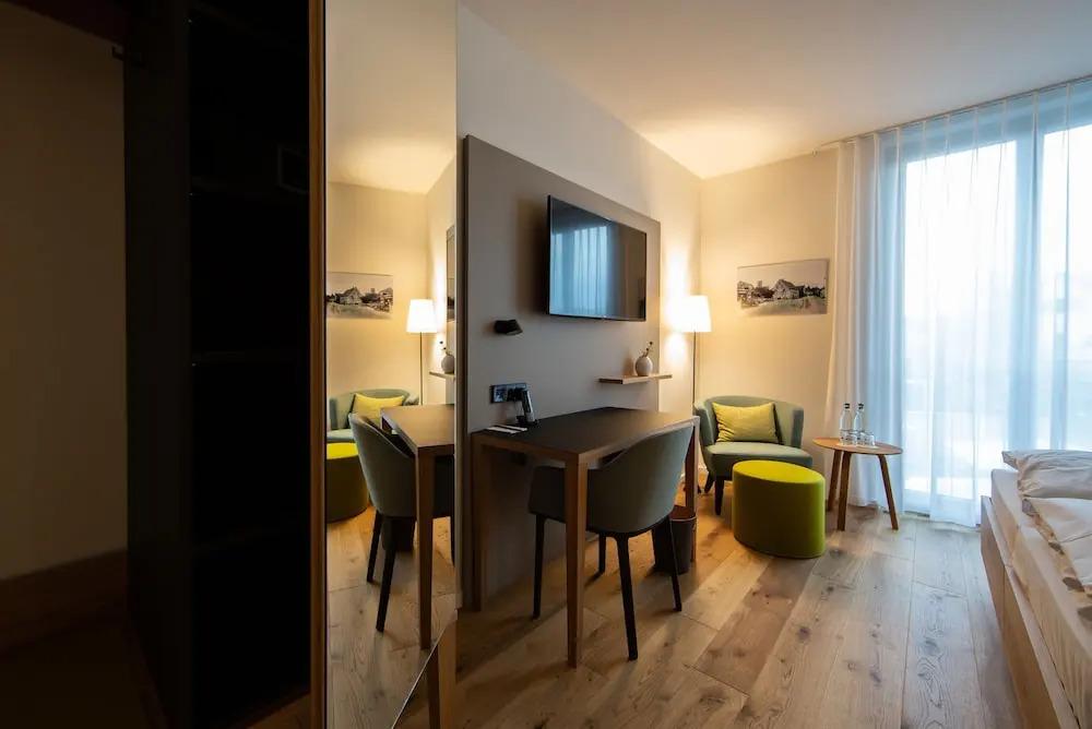 hotel image 12