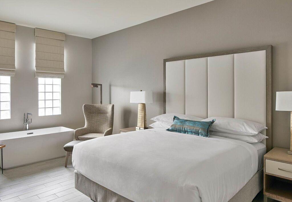 hotel image 11