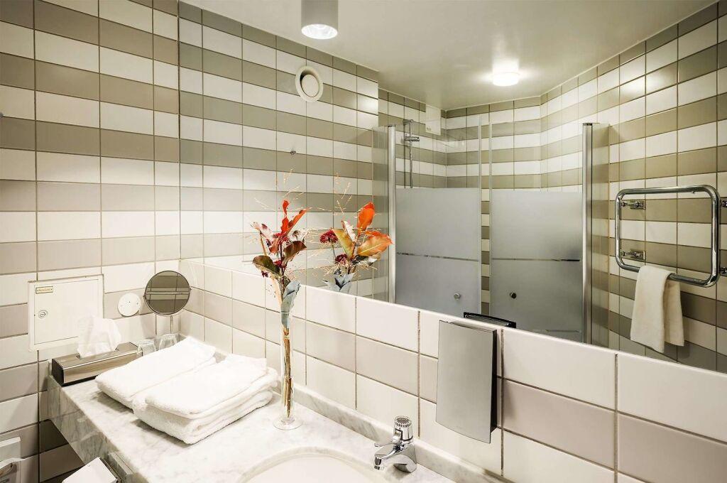hotel image 16